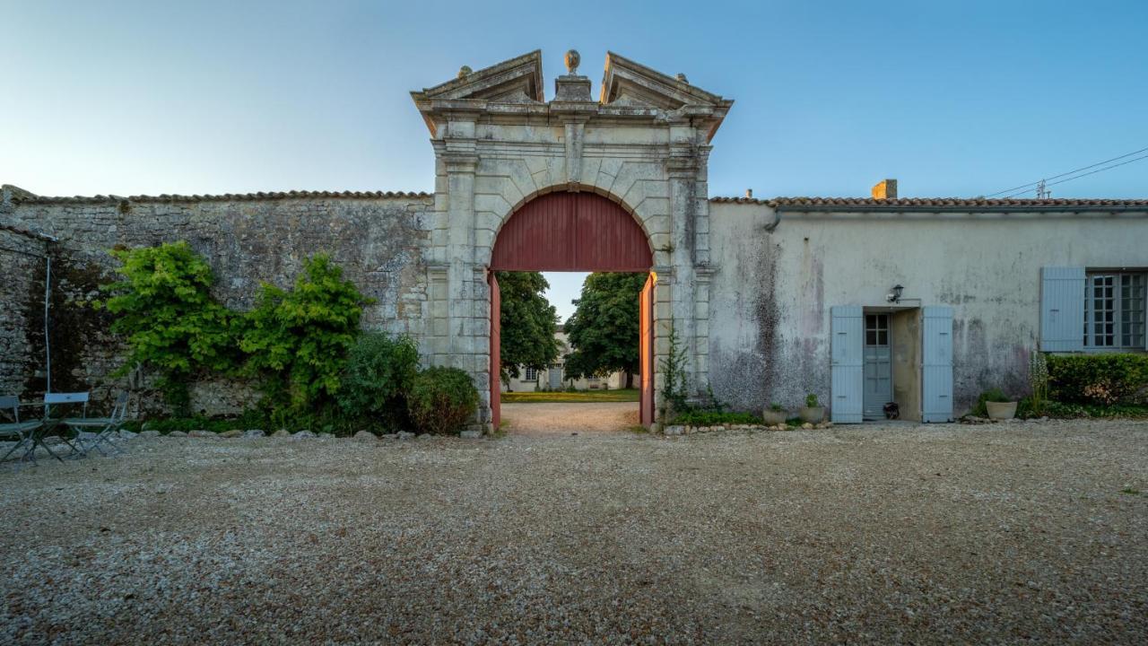 Chateau De Feusse Saint-Just-Luzac エクステリア 写真