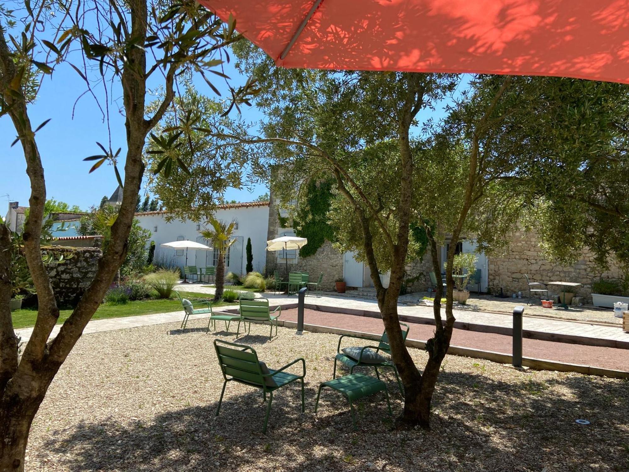 Chateau De Feusse Saint-Just-Luzac エクステリア 写真